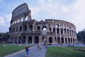 Coliseu - Informaes teis - Museus do Vaticano e Roma